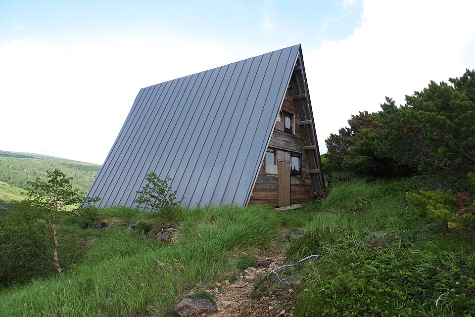 忠別岳避難小屋 野営指定地の様子