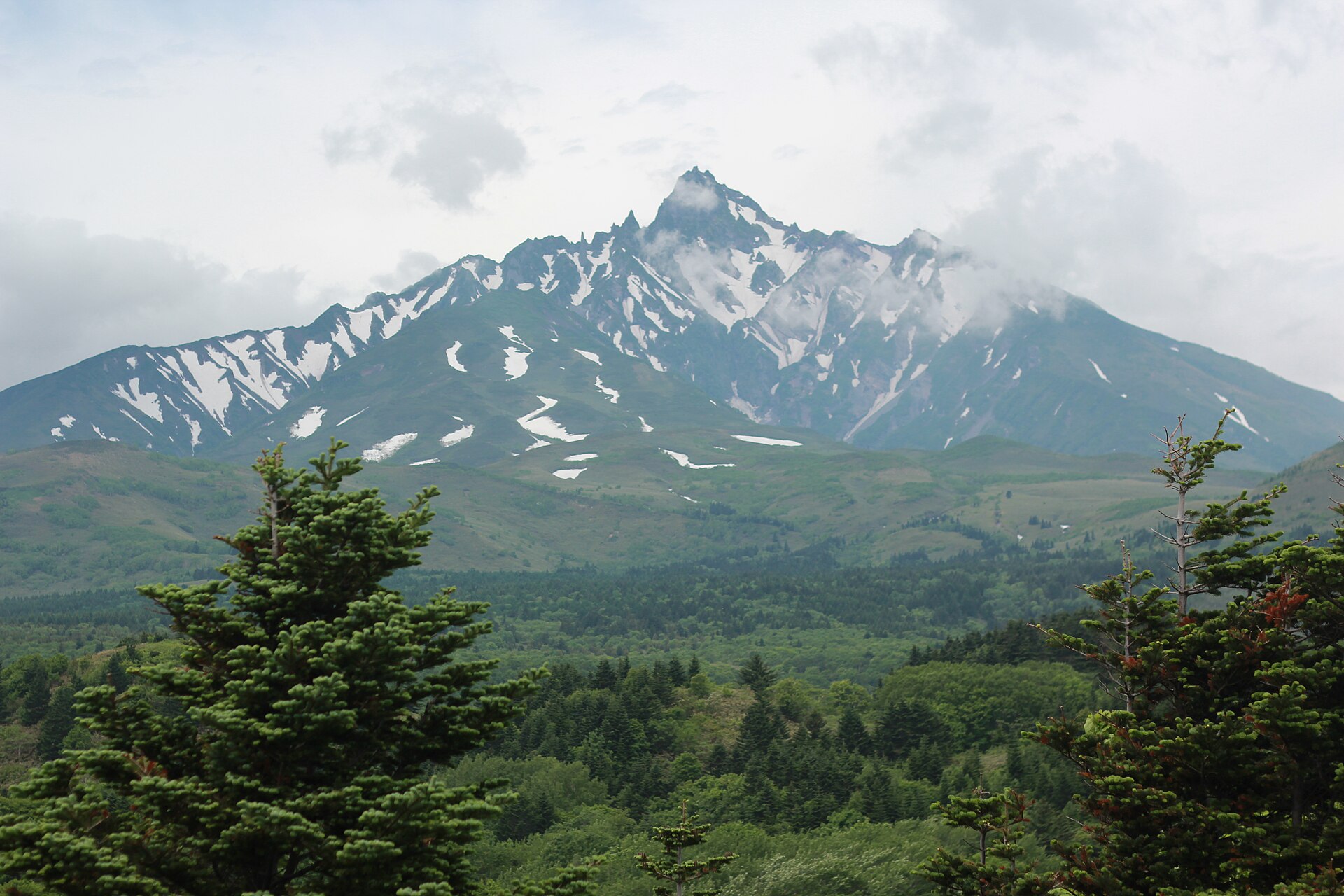 利尻山